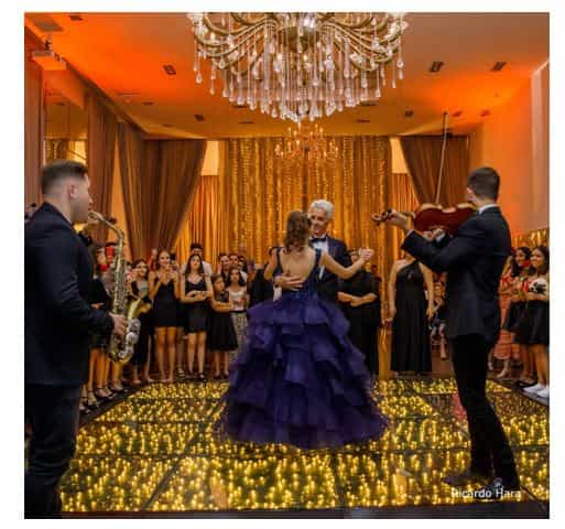 Imagem 2 blog 5 atrações que não podem faltar na sua festa de debutante