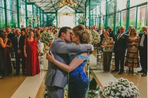 Imagem 3 blog 10 Cores de Vestido de Noiva para seu Casamento