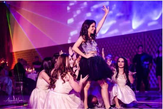 Imagem 5 blog Seus 15 anos merecem uma Pista de Dança Exclusiva!